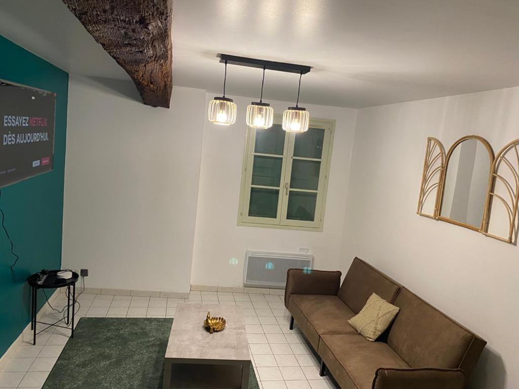 Chez Papa Hotel Tonnerre Ngoại thất bức ảnh